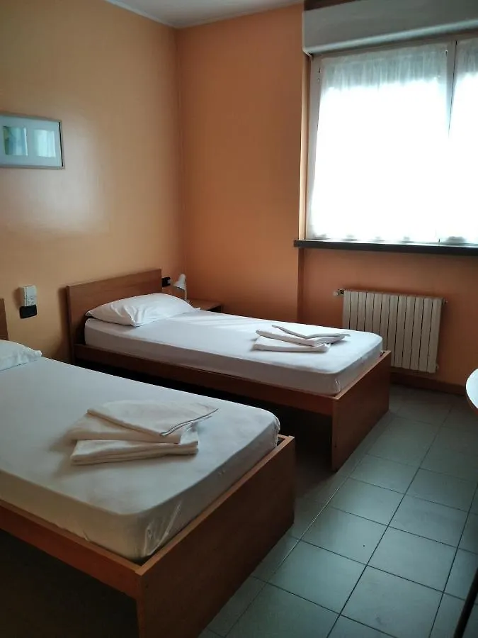 Apartmanhotel La Cordata Accommodation - Zumbini 6 Milánó