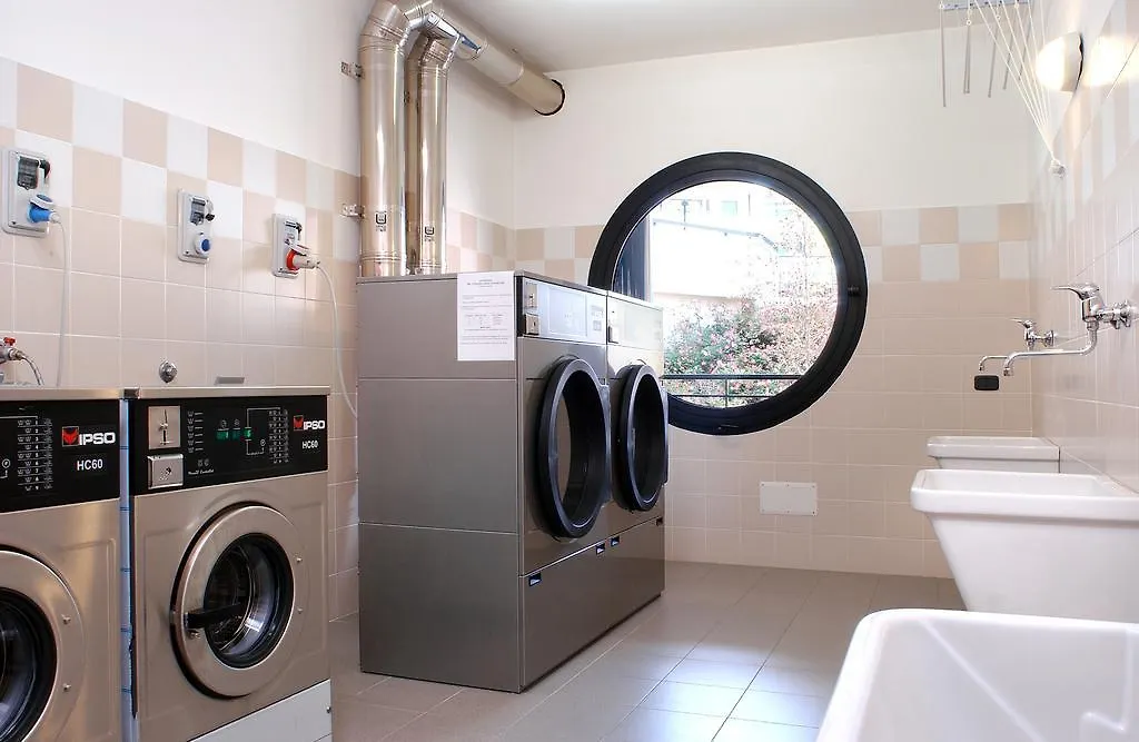 *** Apartmanhotel La Cordata Accommodation - Zumbini 6 Milánó Olaszország
